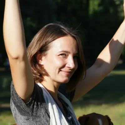 Poppy, 35